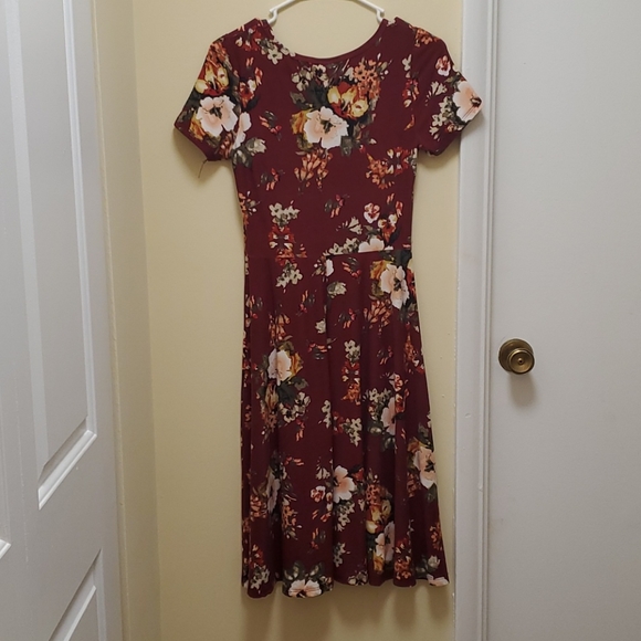 Flower dress - Picture 4 of 6